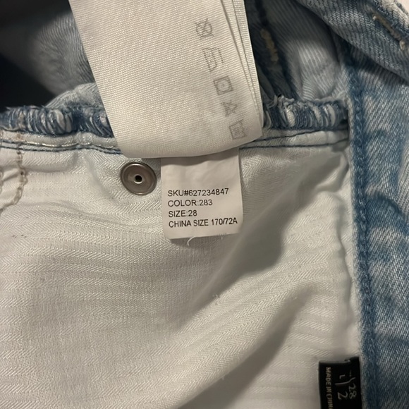 Abercrombie & Fitch Distressed Denim Button Fly High Rise Shorts Size 28 - Picture 5 of 10